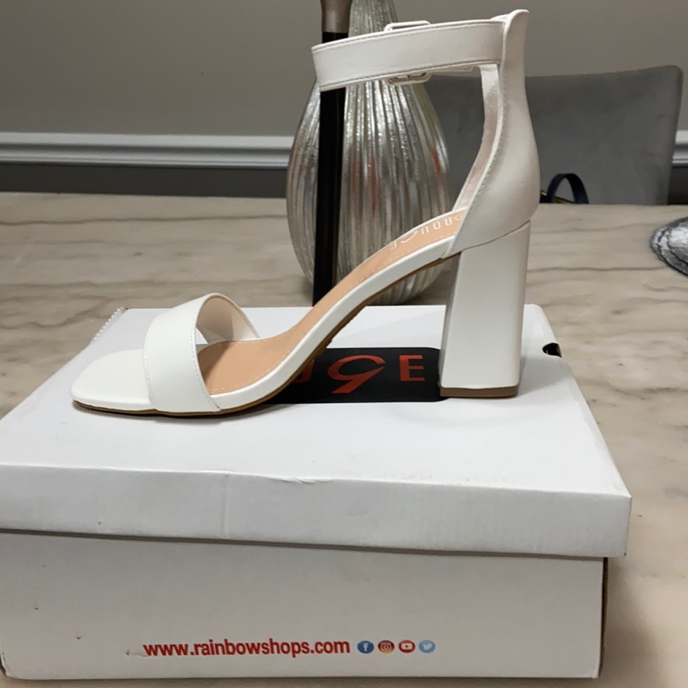 rouge white heels